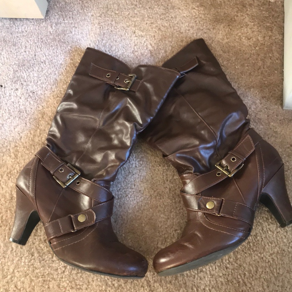 Brown leather heeled boots